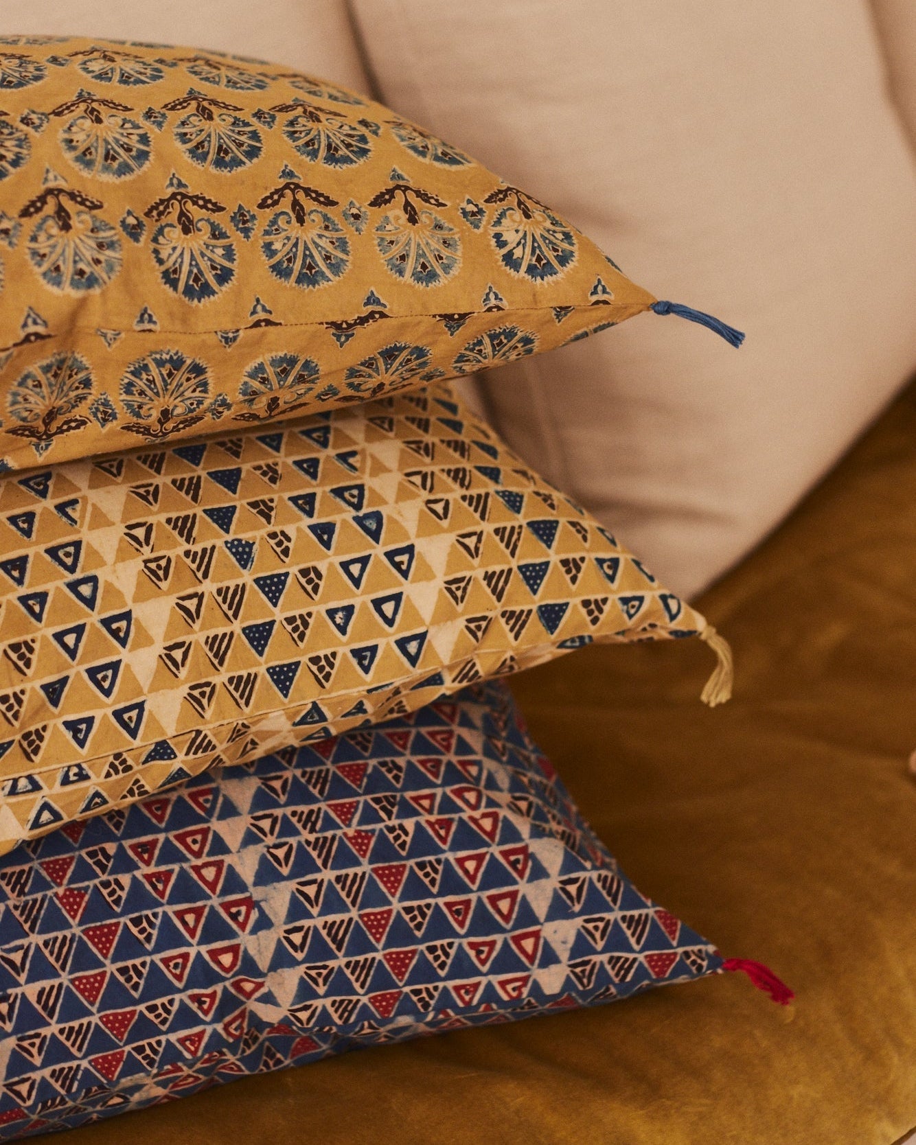 Coussin avec des imprimés originaux pour votre canapé