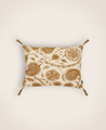 Housse de coussin en coton brodé inspirée de l'art du suzani couleur Canelle