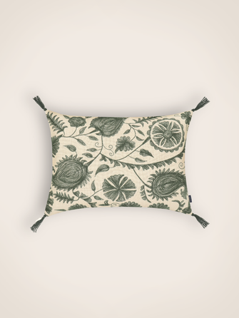 Housse de coussin en coton brodé inspirée de l'art du suzani couleur Cyprès