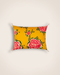 Housse de coussin aux motifs floraux curcuma
