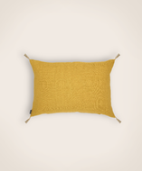 Housse de coussin Luni en lin fabriquée en France couleur curcuma