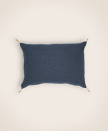 Housse de coussin Luni en lin fabriquée en France couleur indigo