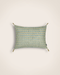 Housse de coussin Tullio Lac avec pompoms imprimés à la main