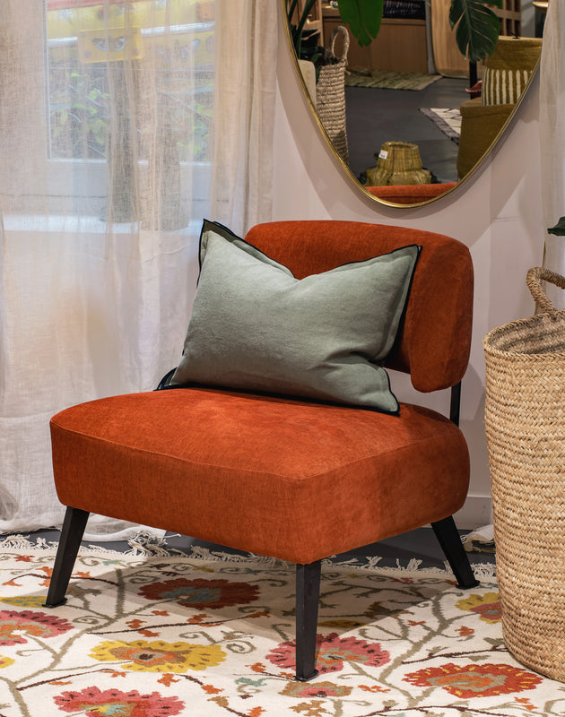 Kaar armchair