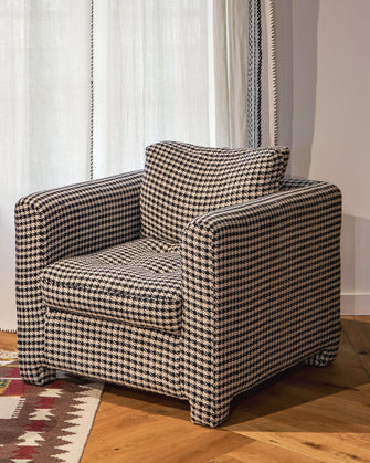 Stella armchair