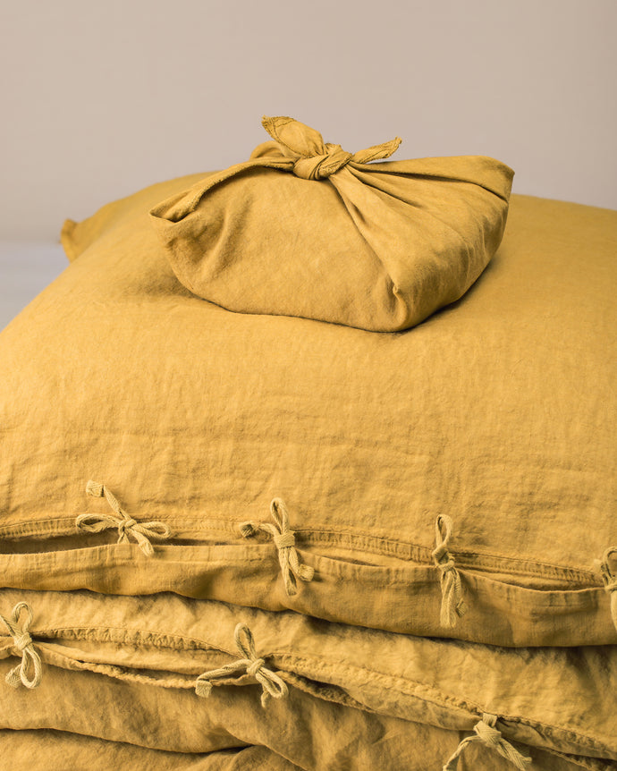 Selena bedding set - Turmeric
