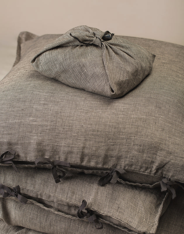 Thread by thread duvet cover