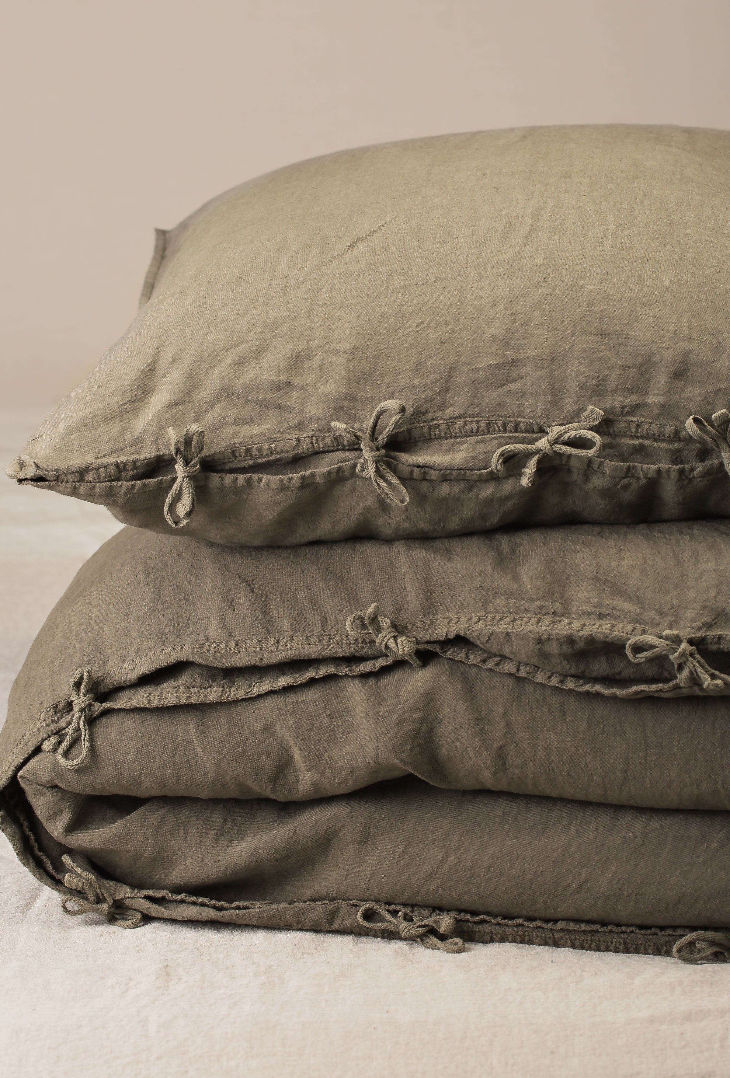 Selena Bedding Set - Laurel