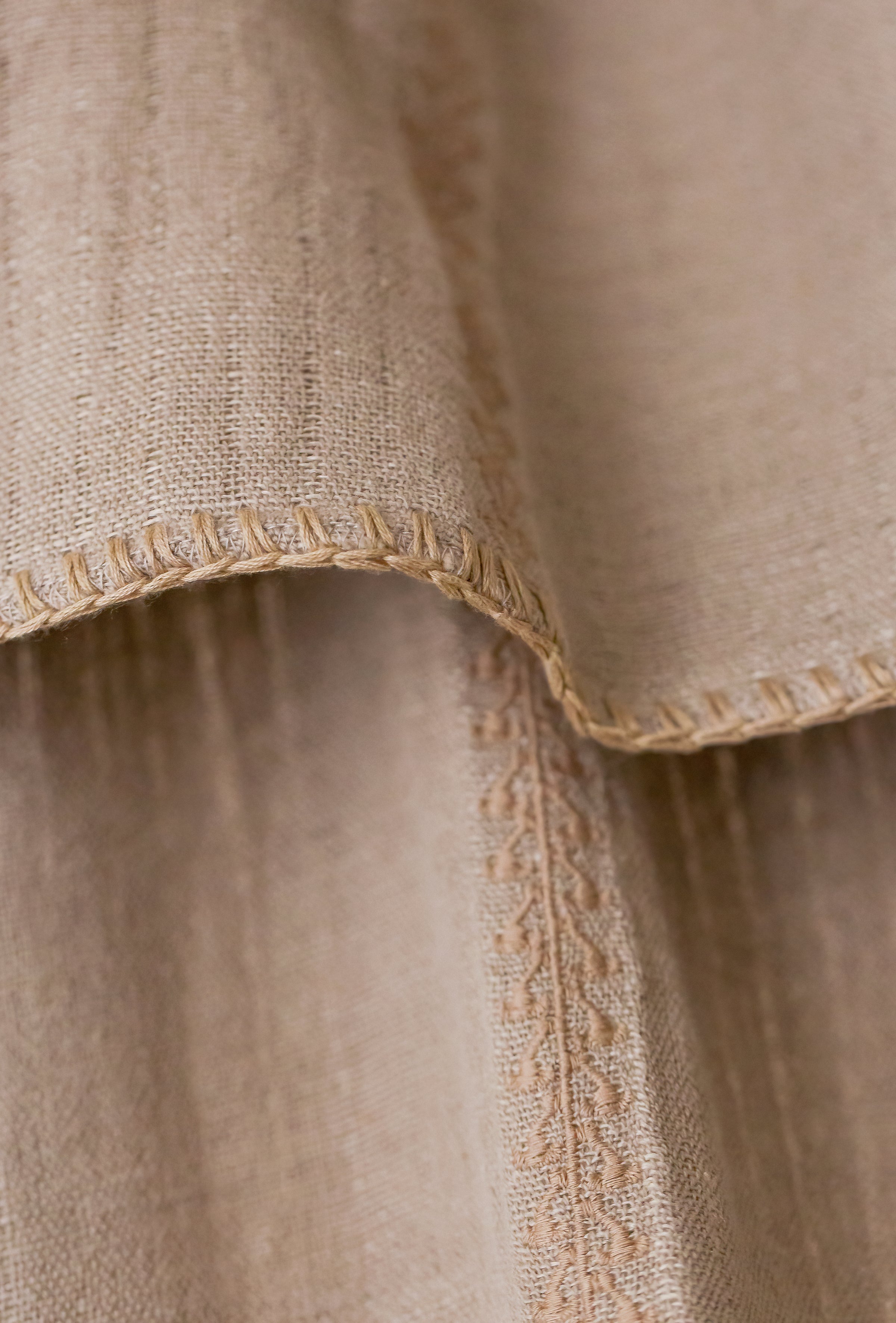 Zarif bedspread
