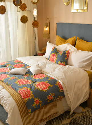 Courtepointe pour bout de lit en coton à fleurs Liao