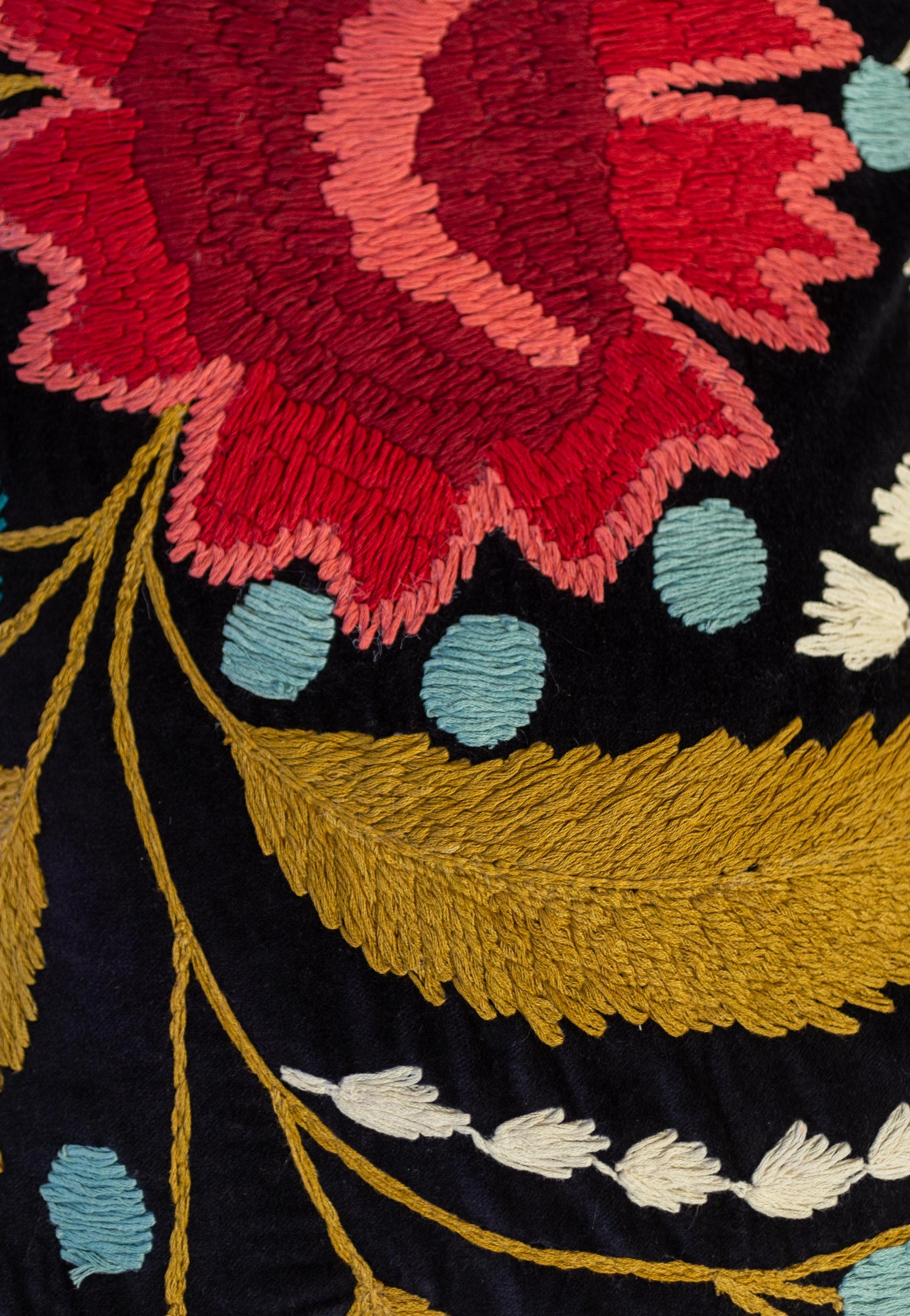 Housse de coussin Mysore en velours brodé