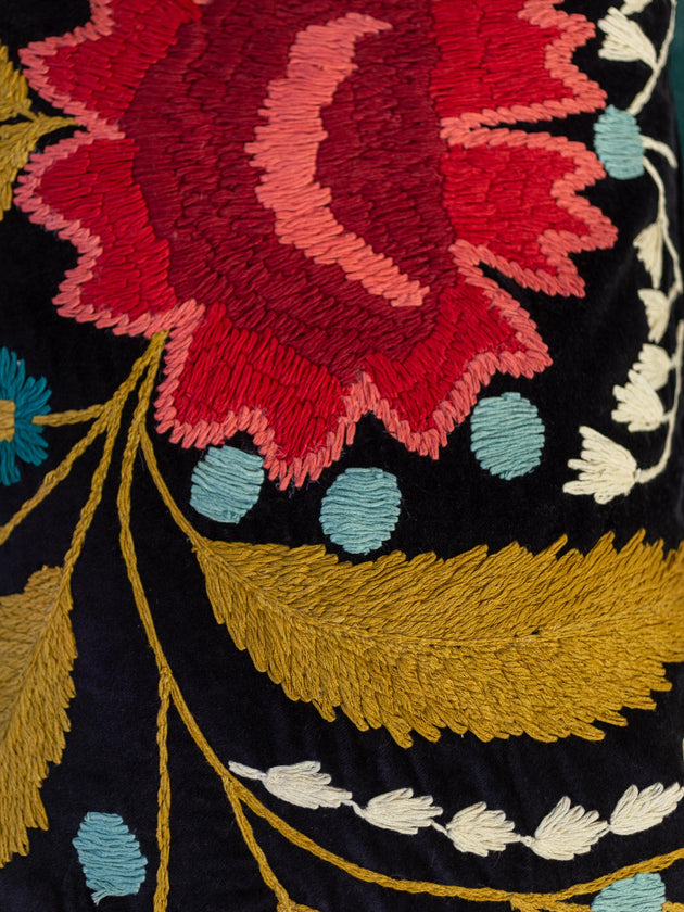 Housse de coussin Mysore en velours brodé