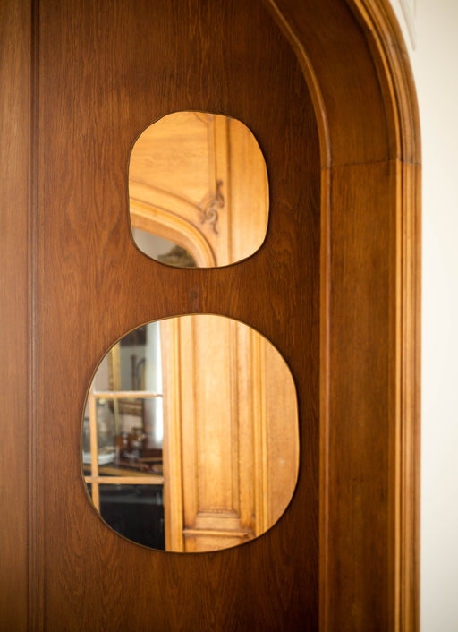 ensemble de deux miroirs en laiton doré Ame