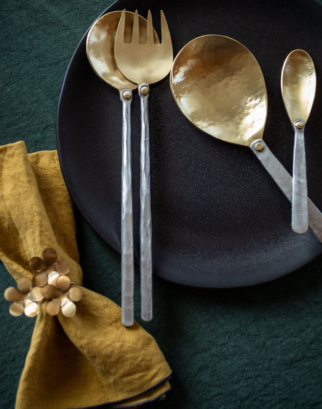 Rond de serviette de table Floria élégant en métal doré