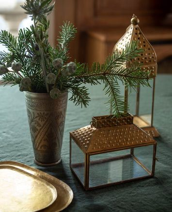 Art de la table : accessoire doré pour une table de fête