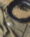 Plat rond noir en terre cuite Chamba