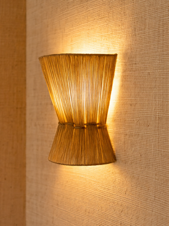 Lasso wall light