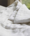 Couette blanche en soir pour l'été
