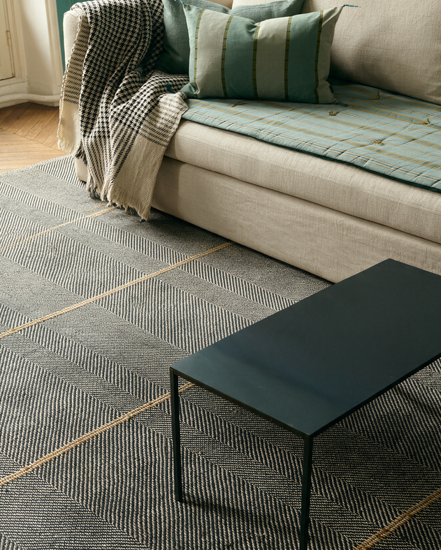 Domino coffee table