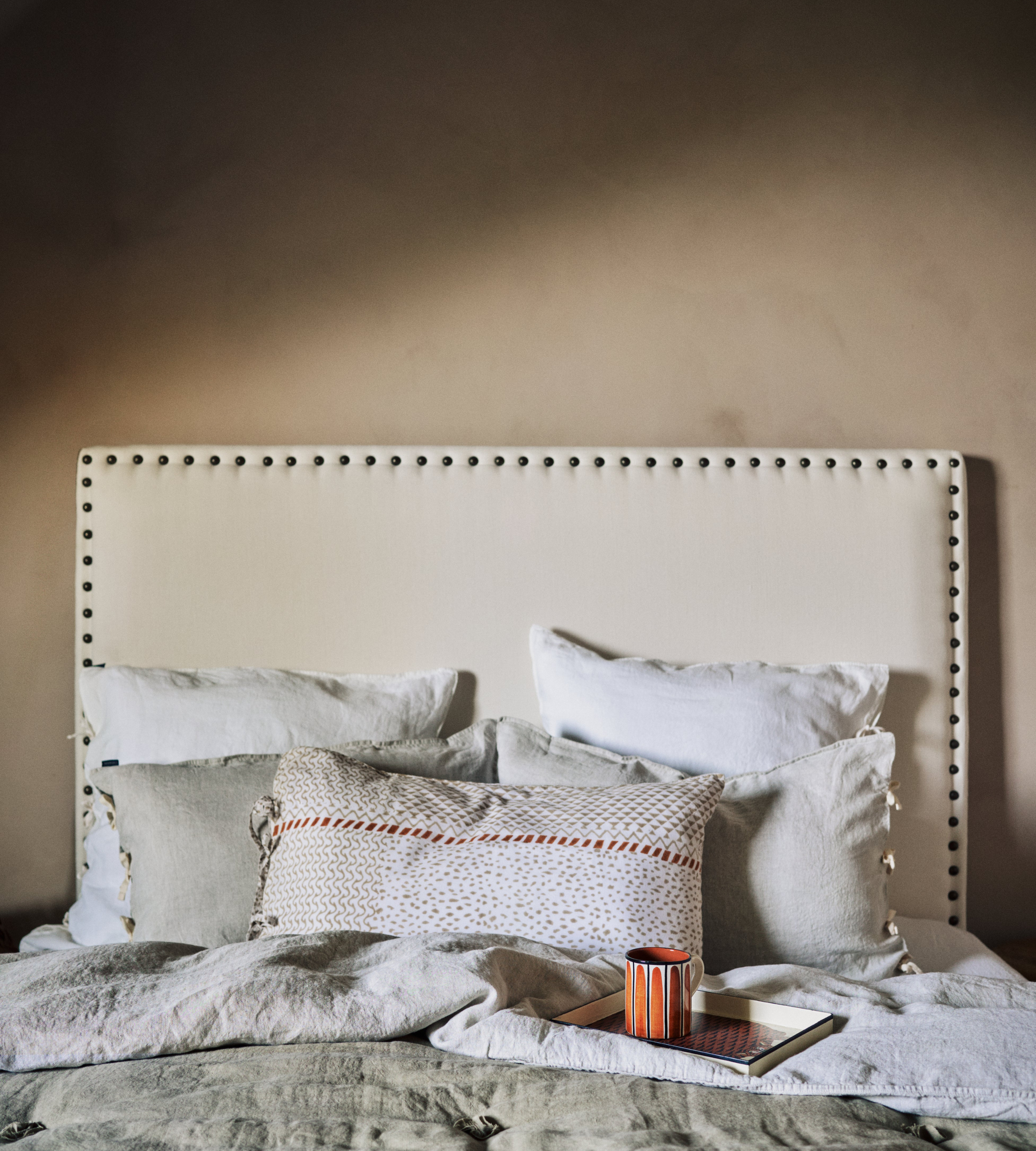 Sirius headboard