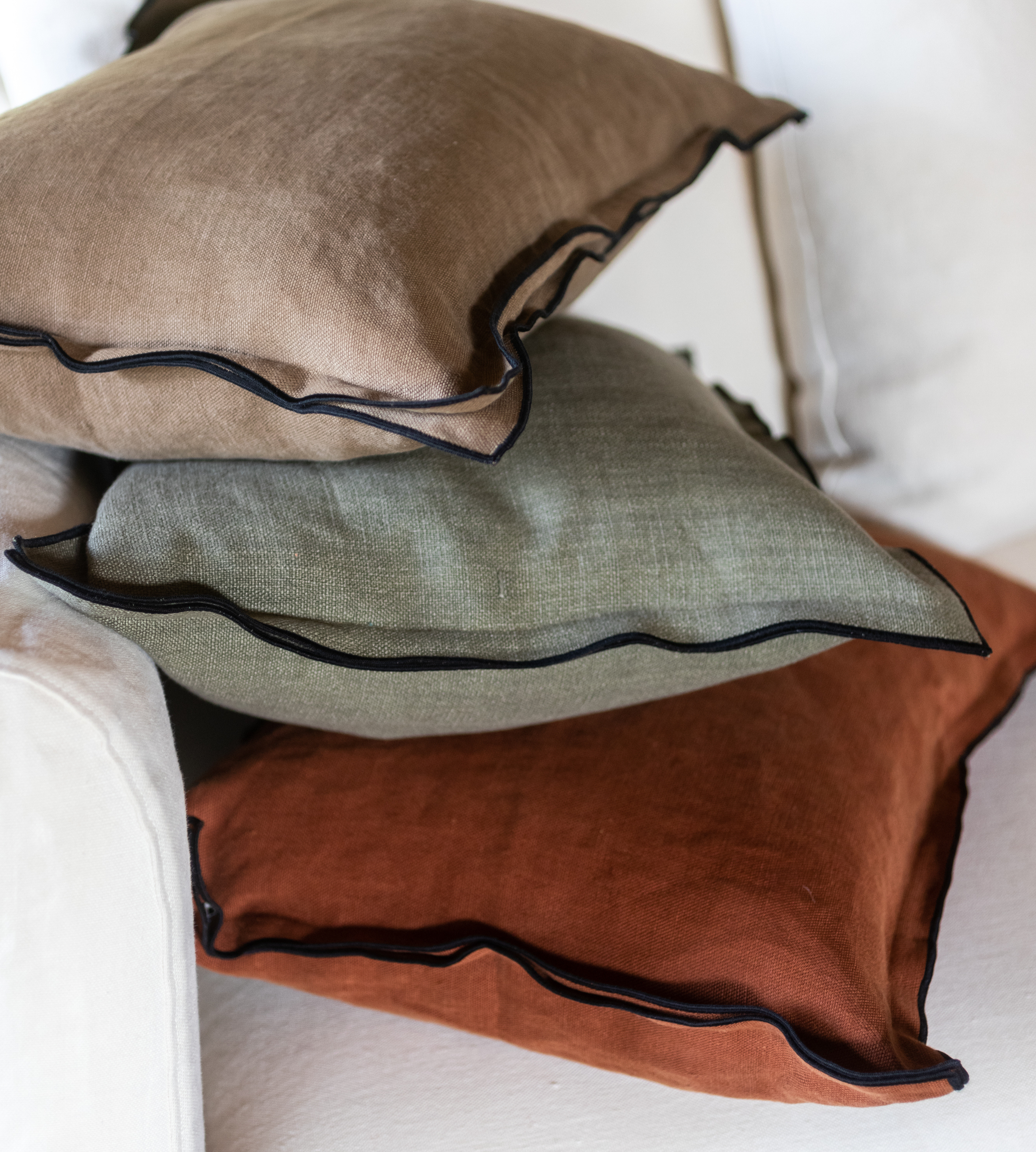 Maya cushion cover