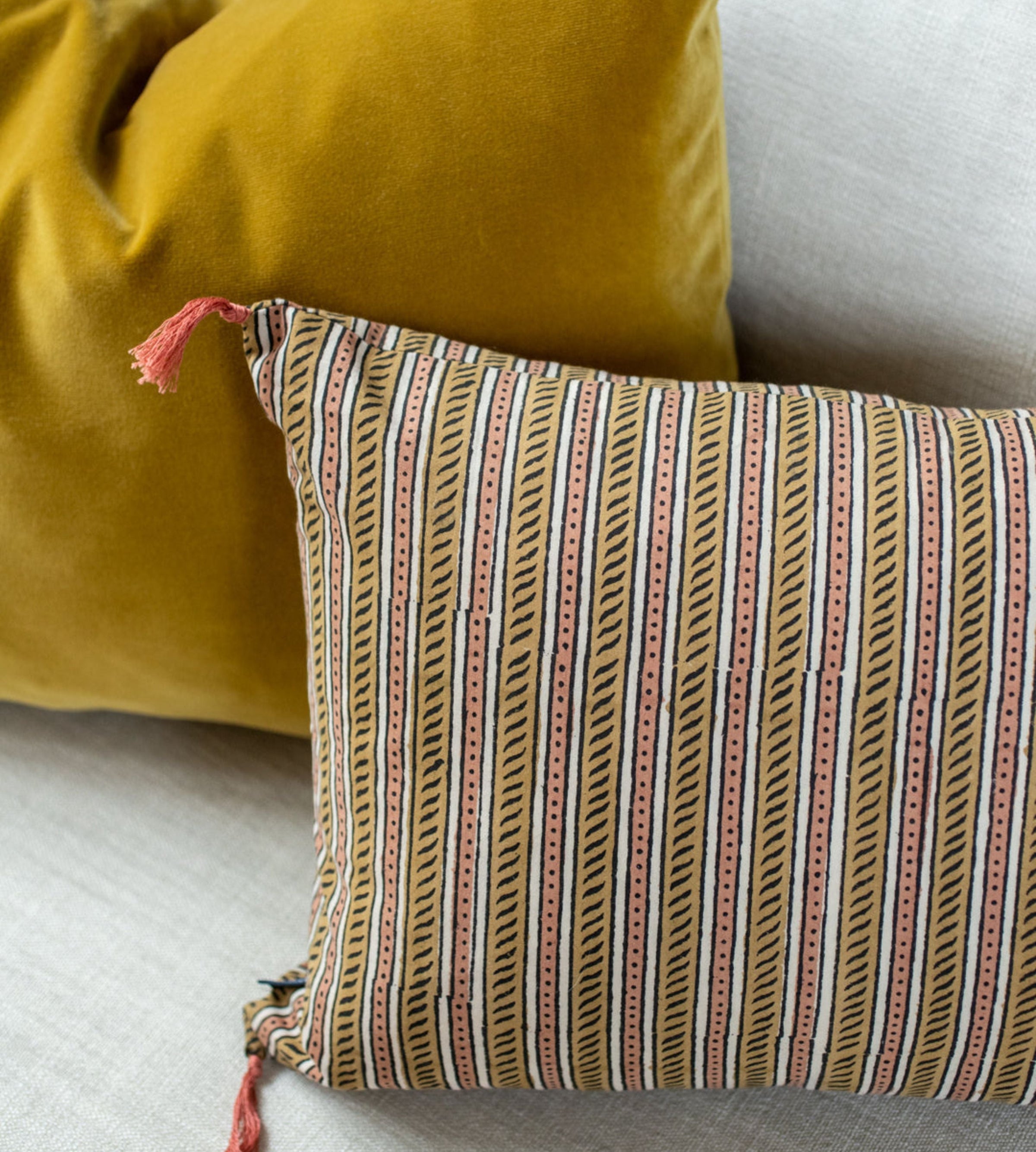 Raana cushion cover