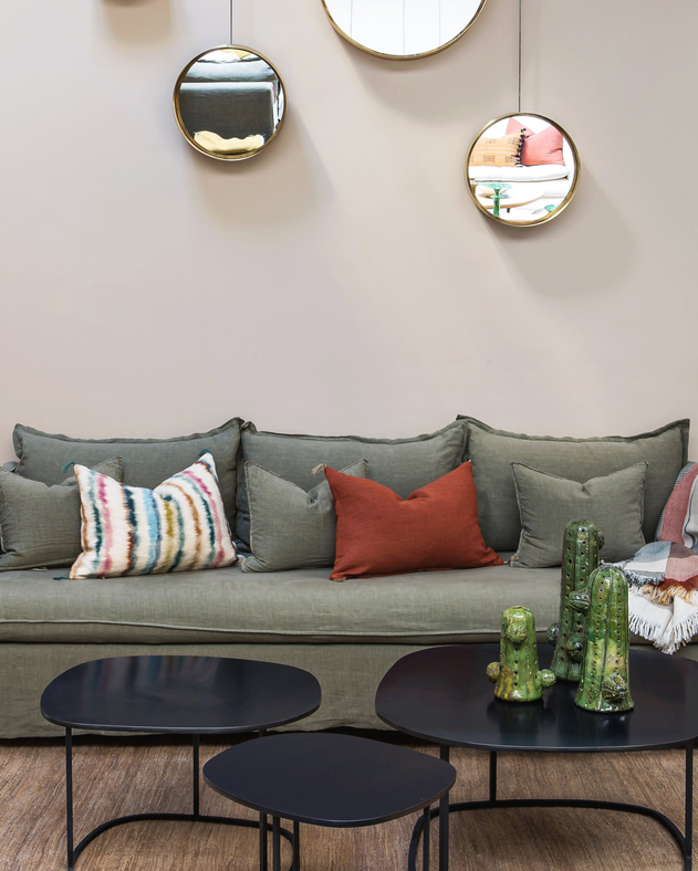 Holi sofa - 3 seater