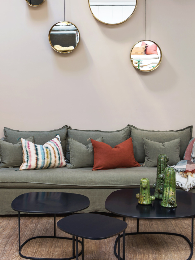 Holi sofa - 3 seater