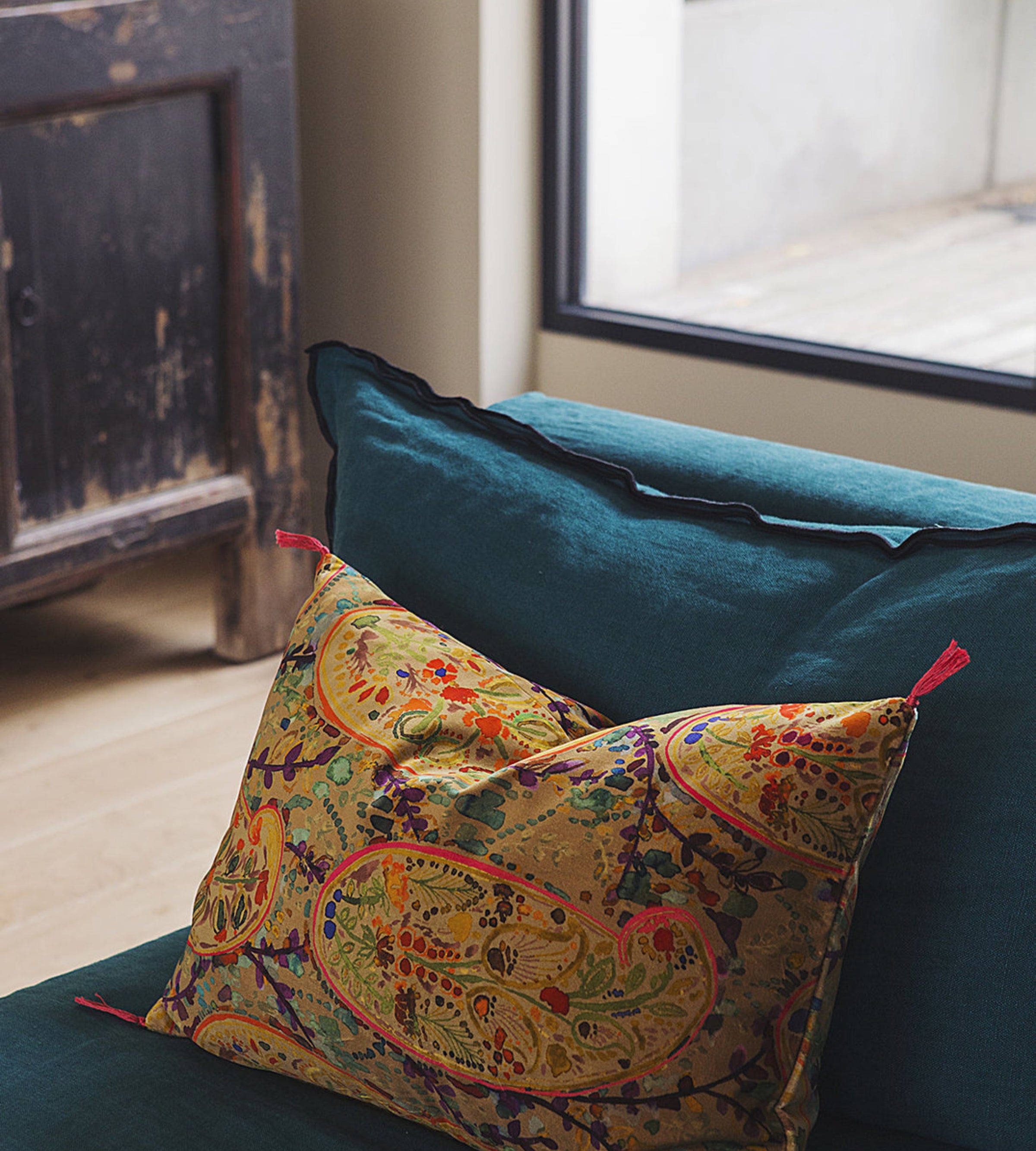 Inika cushion cover
