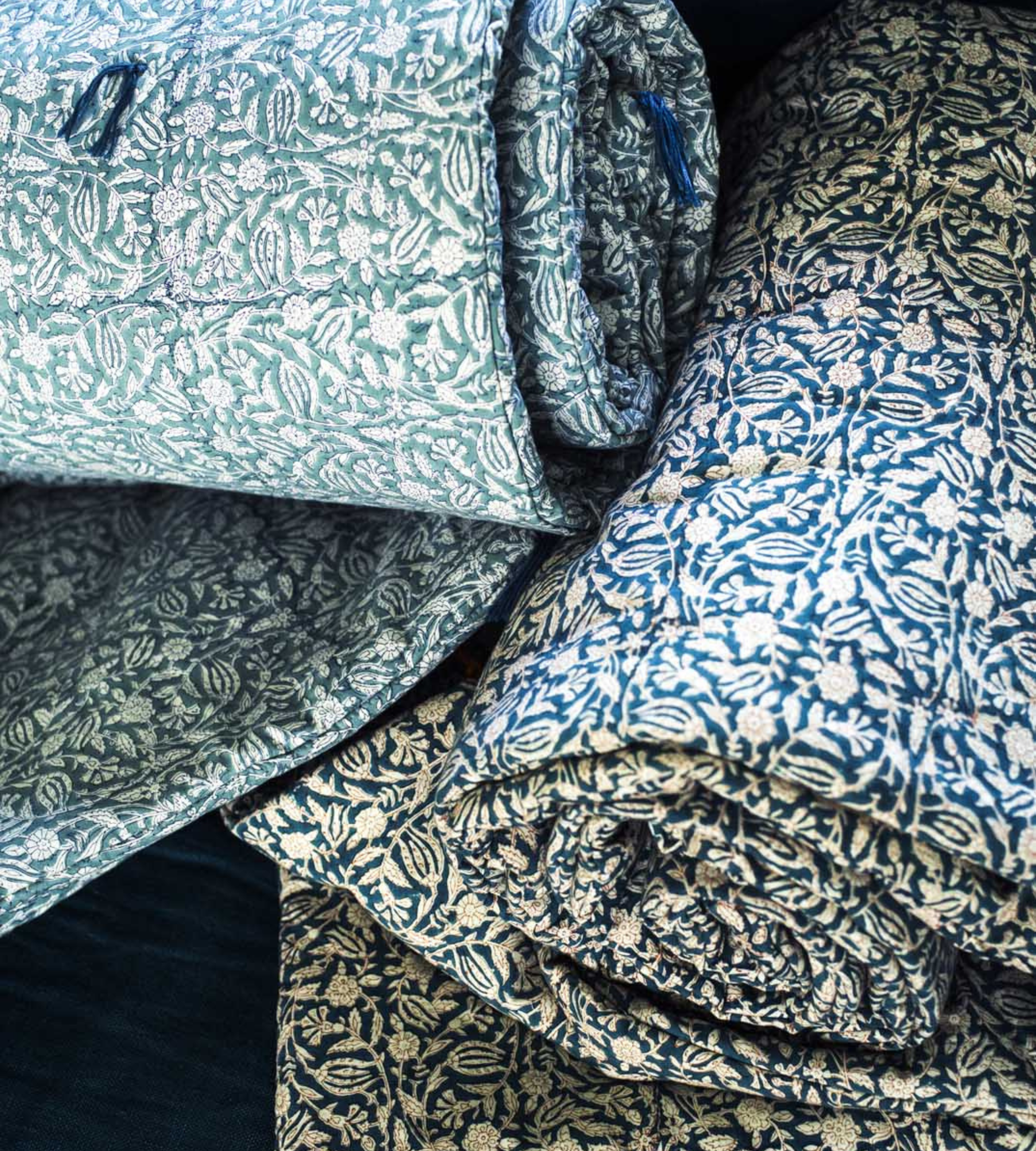 Tulipan sofa cover