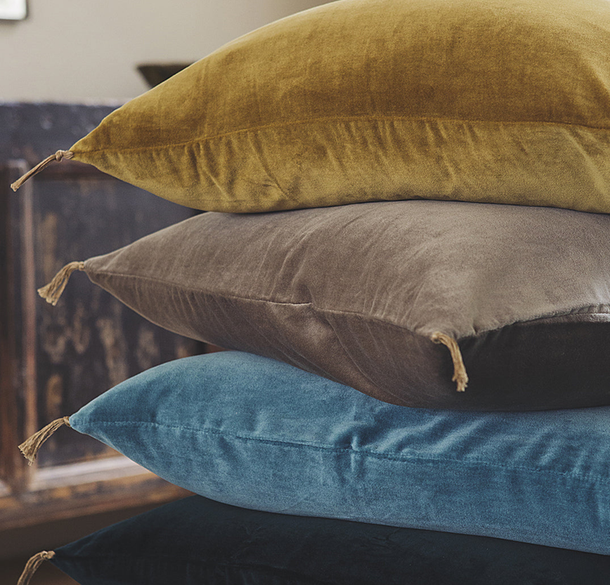 Washed velvet cushion cover