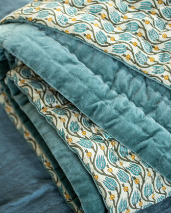 Tullio bedspread
