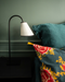 Luminaire : lampe à poser noire et blanche pour votre bureau