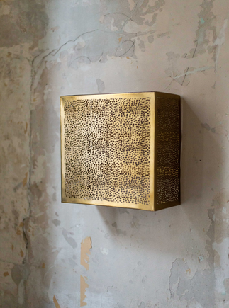 Kare wall light