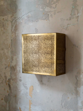 Kare wall light