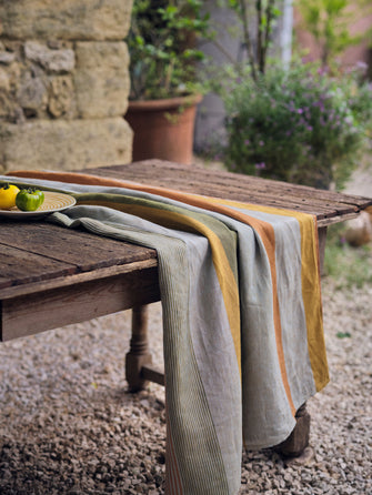 Soleo tablecloth