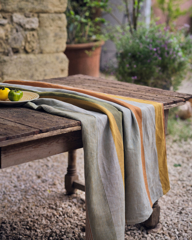 Soleo tablecloth