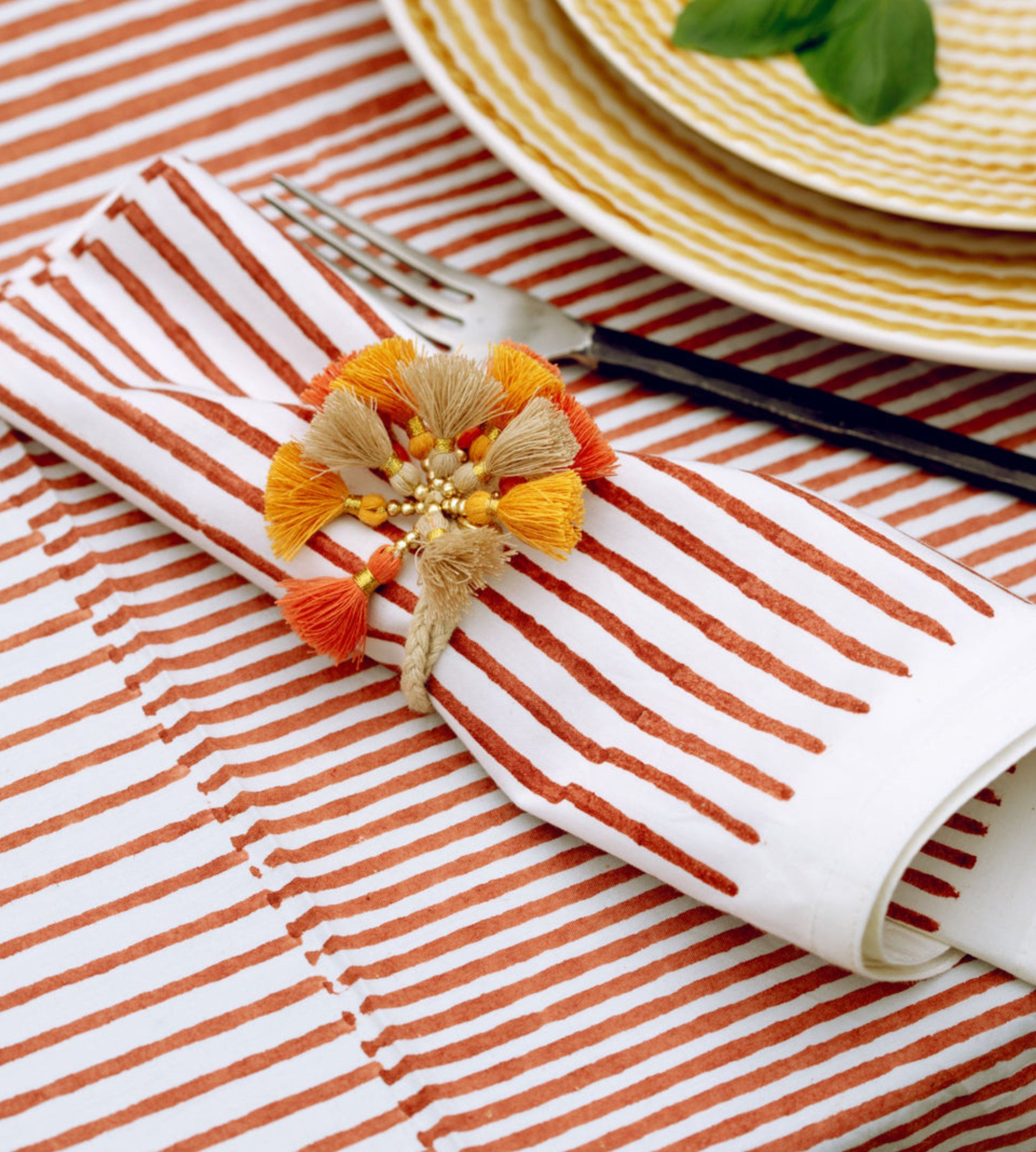 Set of 4 Aryo towels