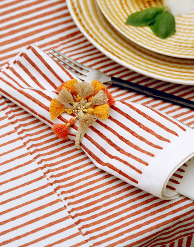 Set of 4 Aryo towels