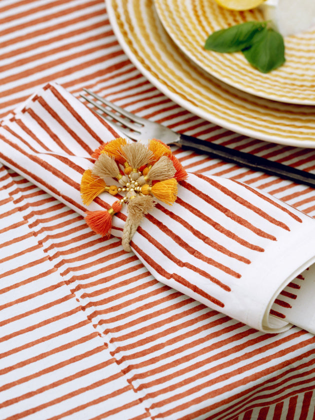 Set of 4 Aryo towels