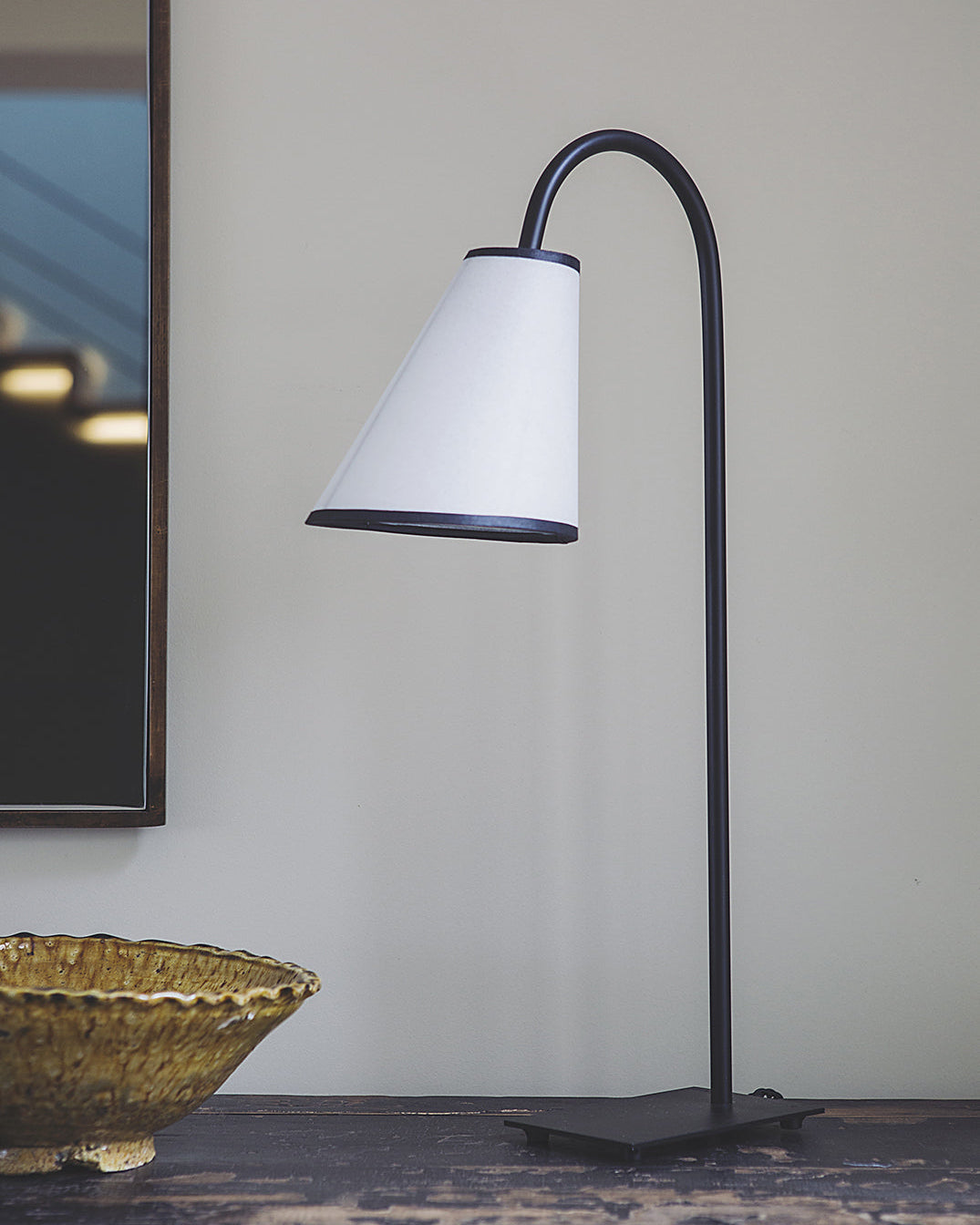 Lix Ella table lamp