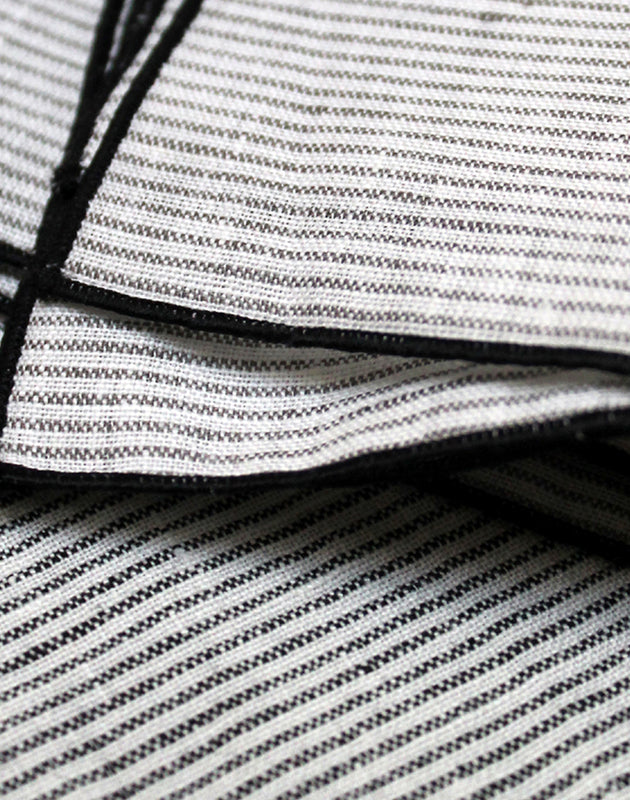 Détail de la serviette de table en lin Fil à fil coloris Original