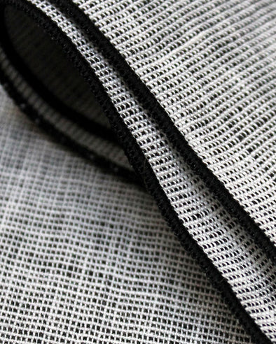 Détail de la Nappe Fil à fil en lin