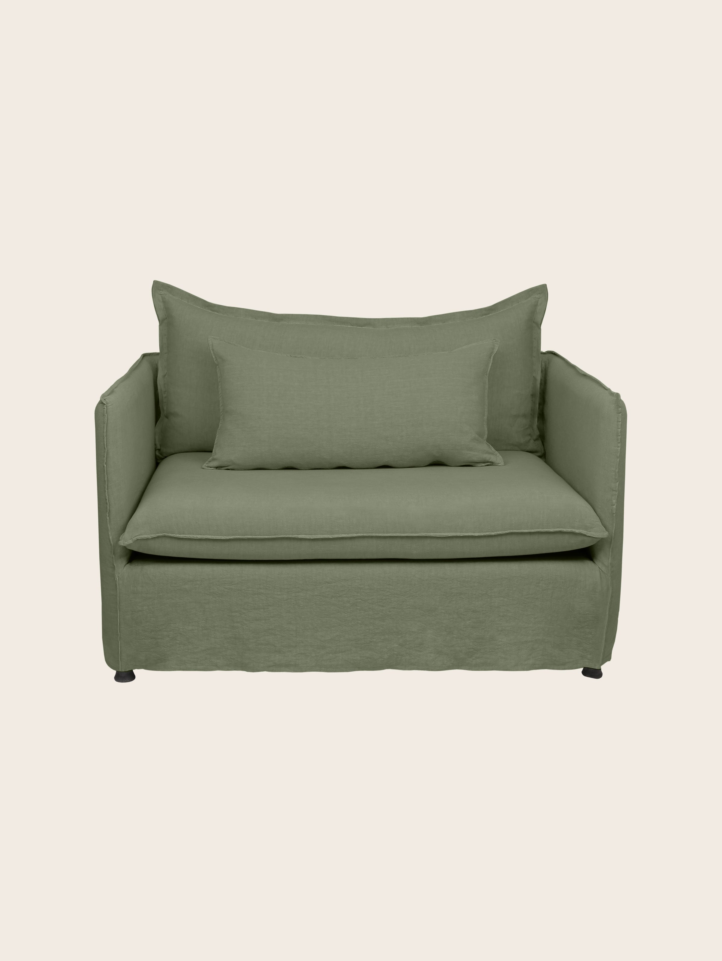 Holi Loveseat 
