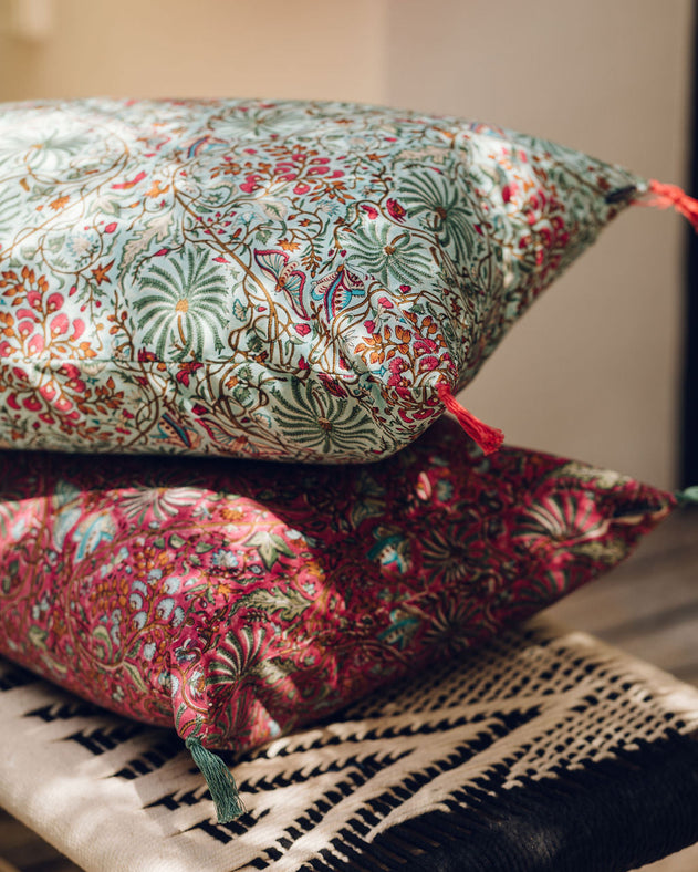Housse de coussin en coton imprimé Papilio aux motifs fleuris