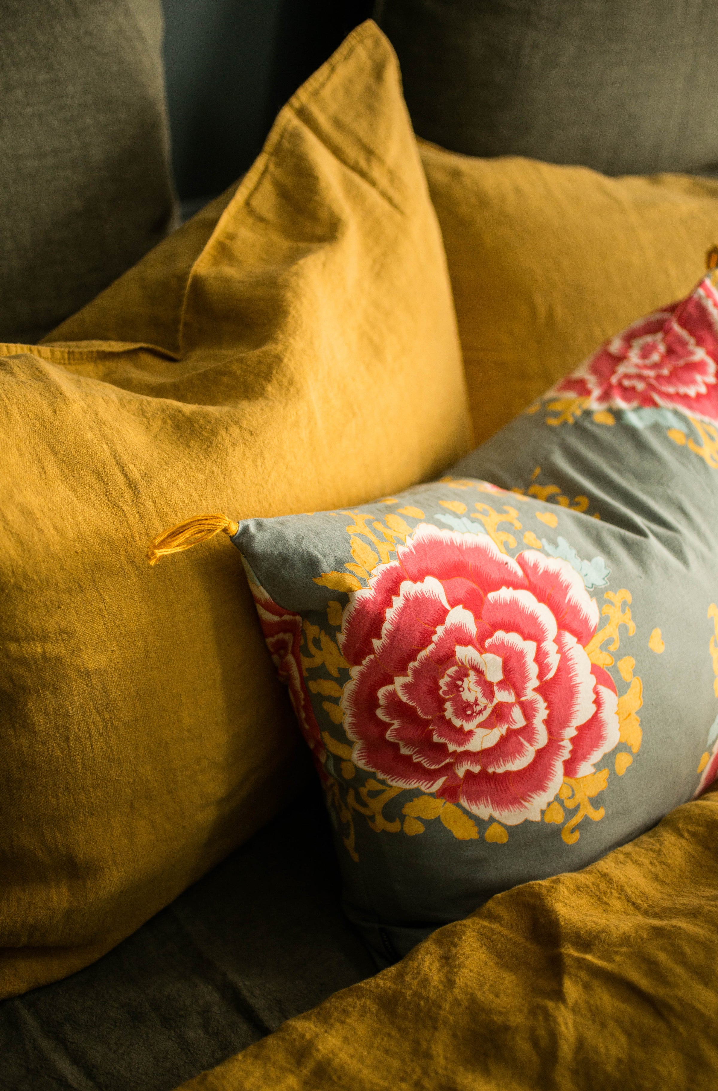 Housse de coussin en coton motif floraux