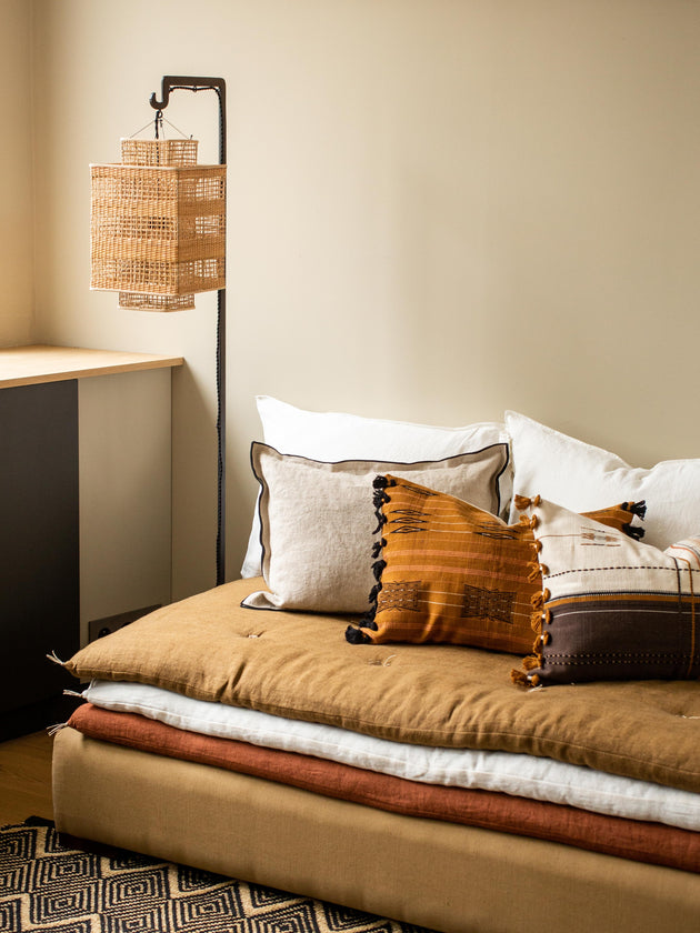 Luminaire : abat-jour en bambou comme une suspension