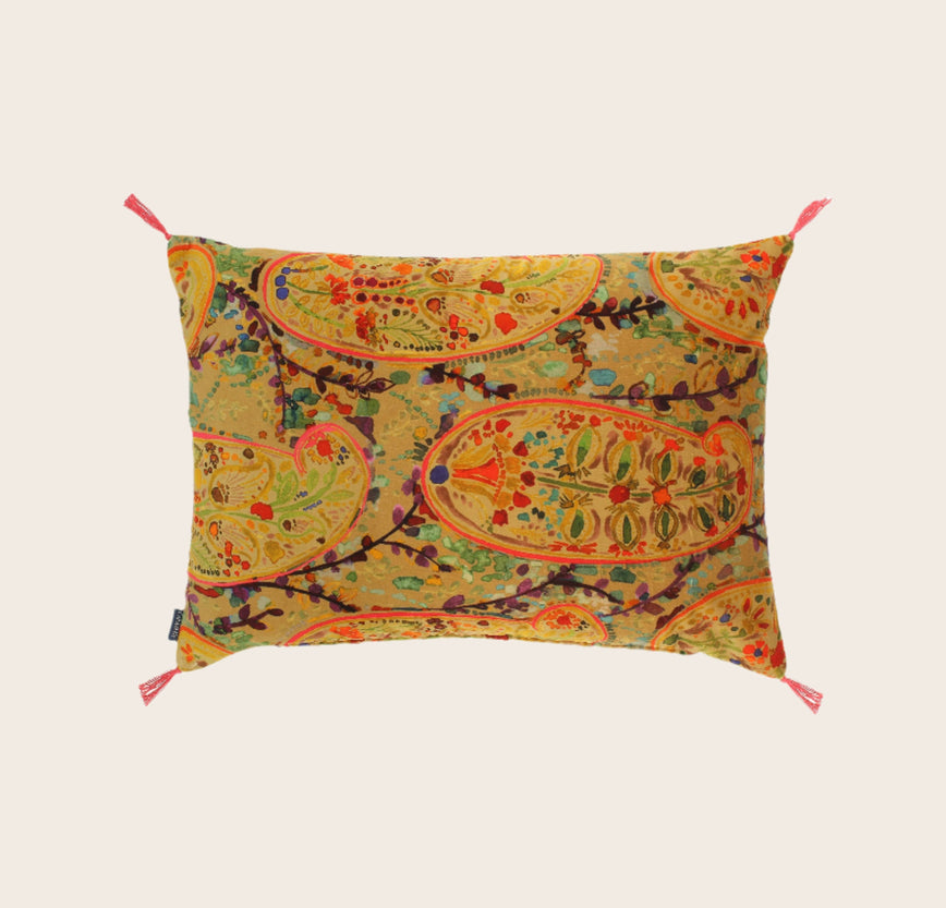 Housse de coussin Inika en velours de coton aux motifs floraux