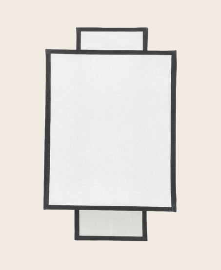 Luminaire : abat-jour blanc avec contour noir façon lampion