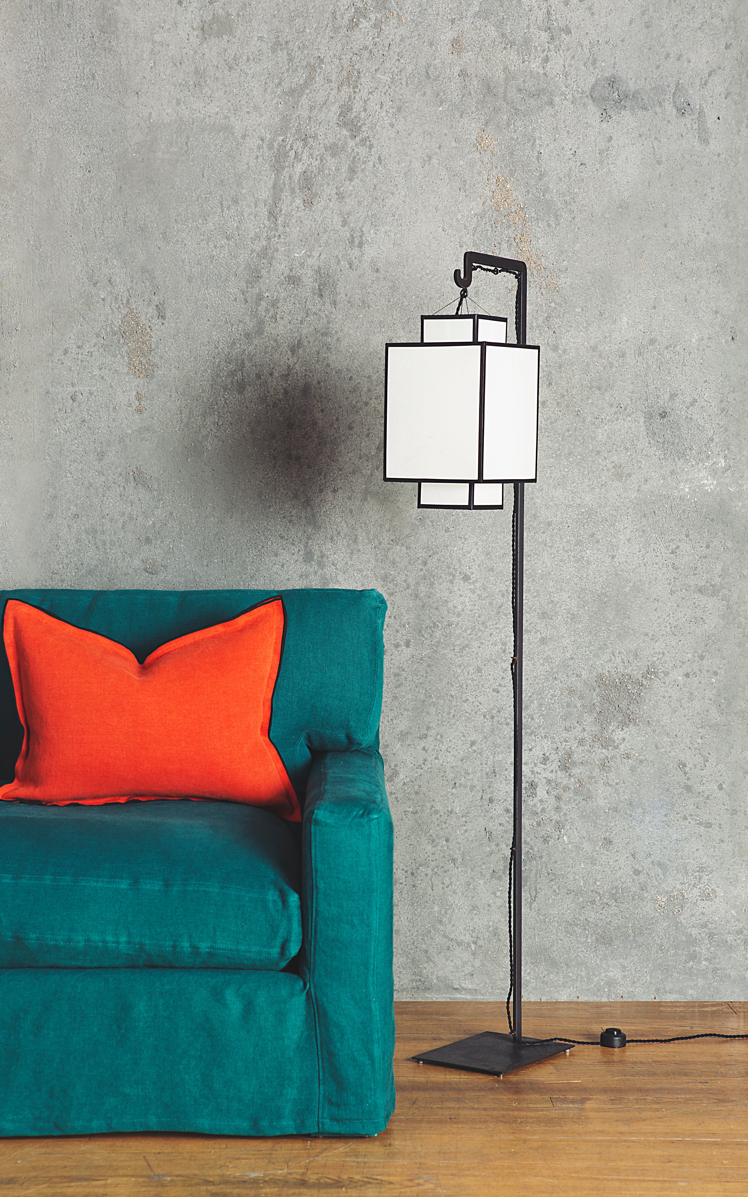 Ion Floor Lamp